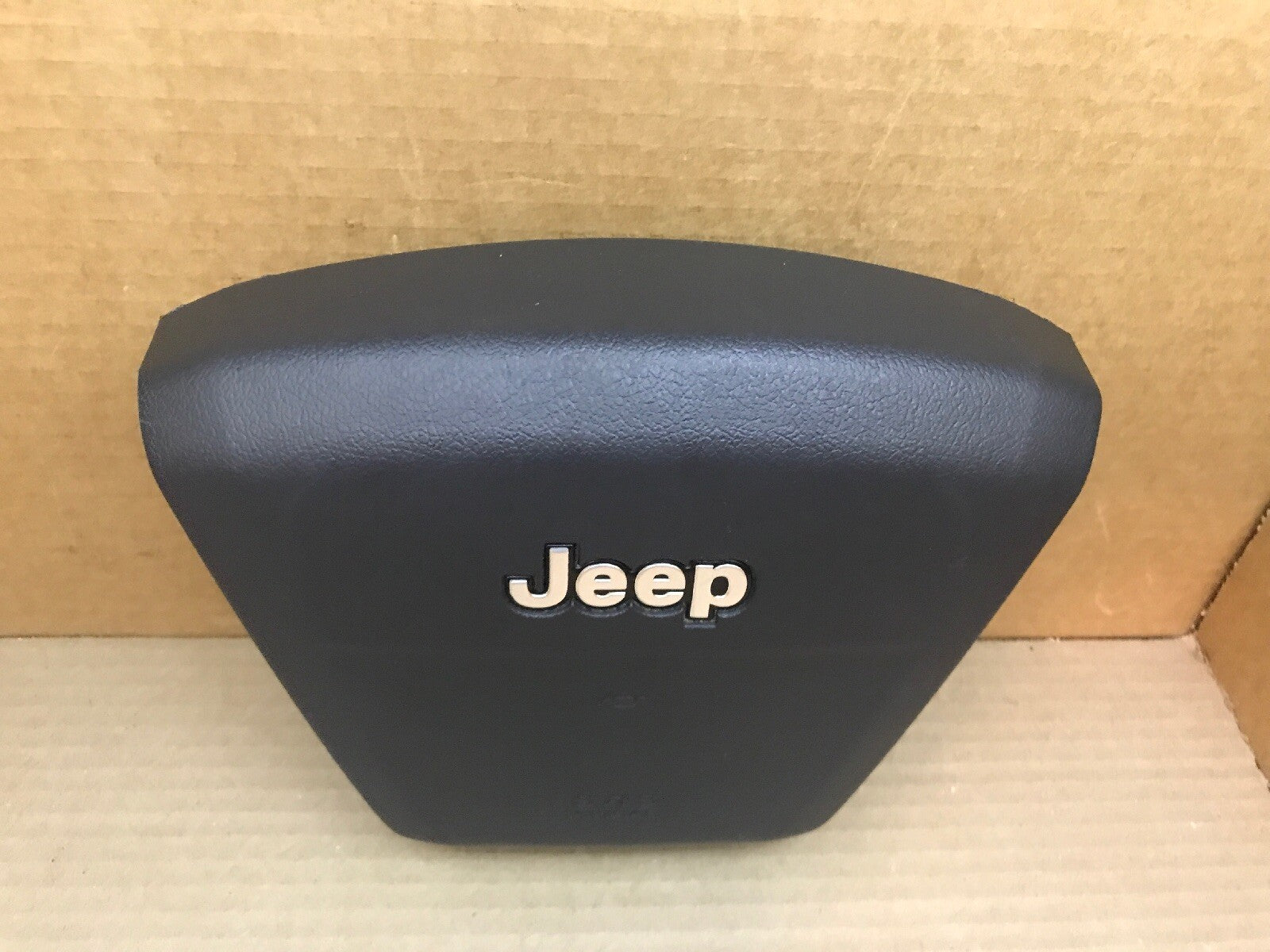  2007 2010 Jeep Compass Drivers Steering Wheel Airbag Air Bag Black VIN Provided1