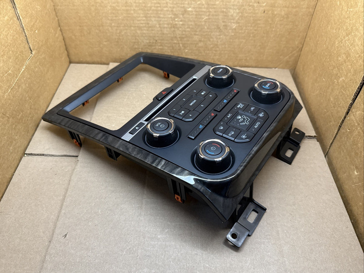 2015 2017 Ford Expedition Radio Climate Control Panel Bezel FL1T 18A802 EJSMQJ4