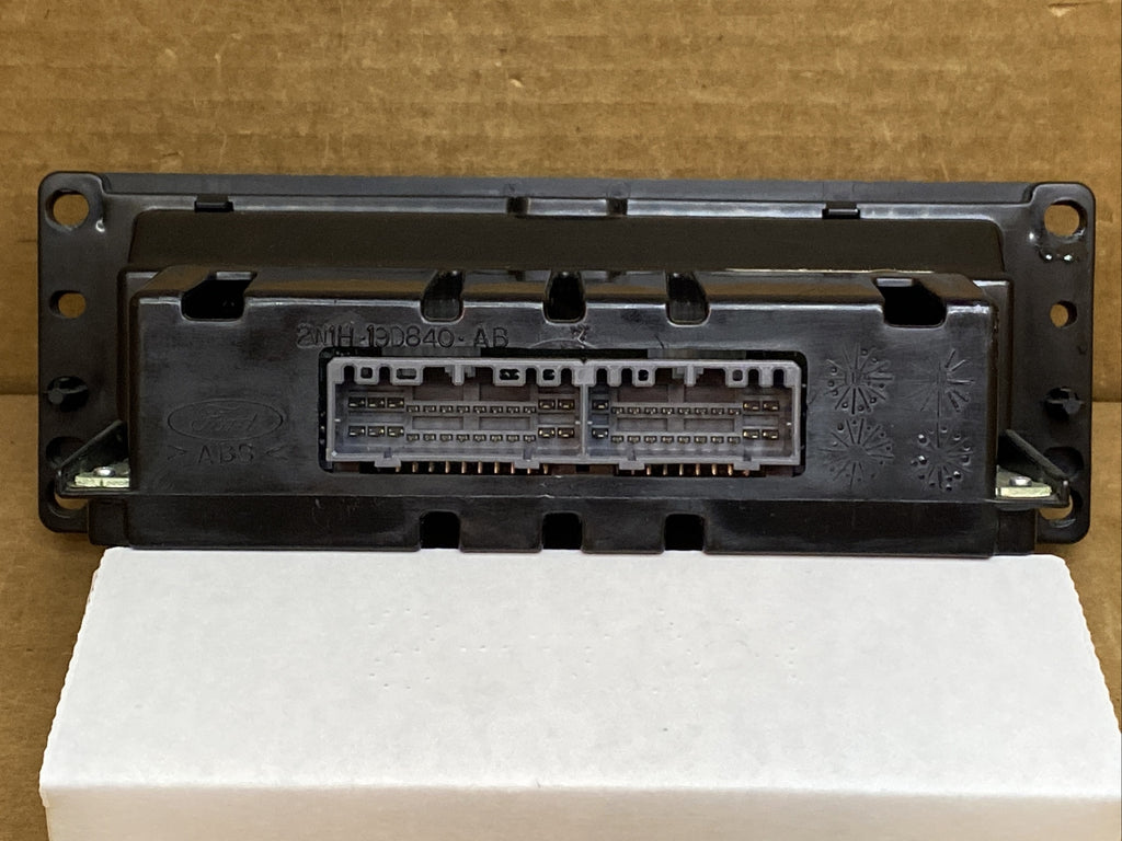 05 06 Ford Expedition Temp Temperature Climate Control Digital 5L14 18C612 AE10