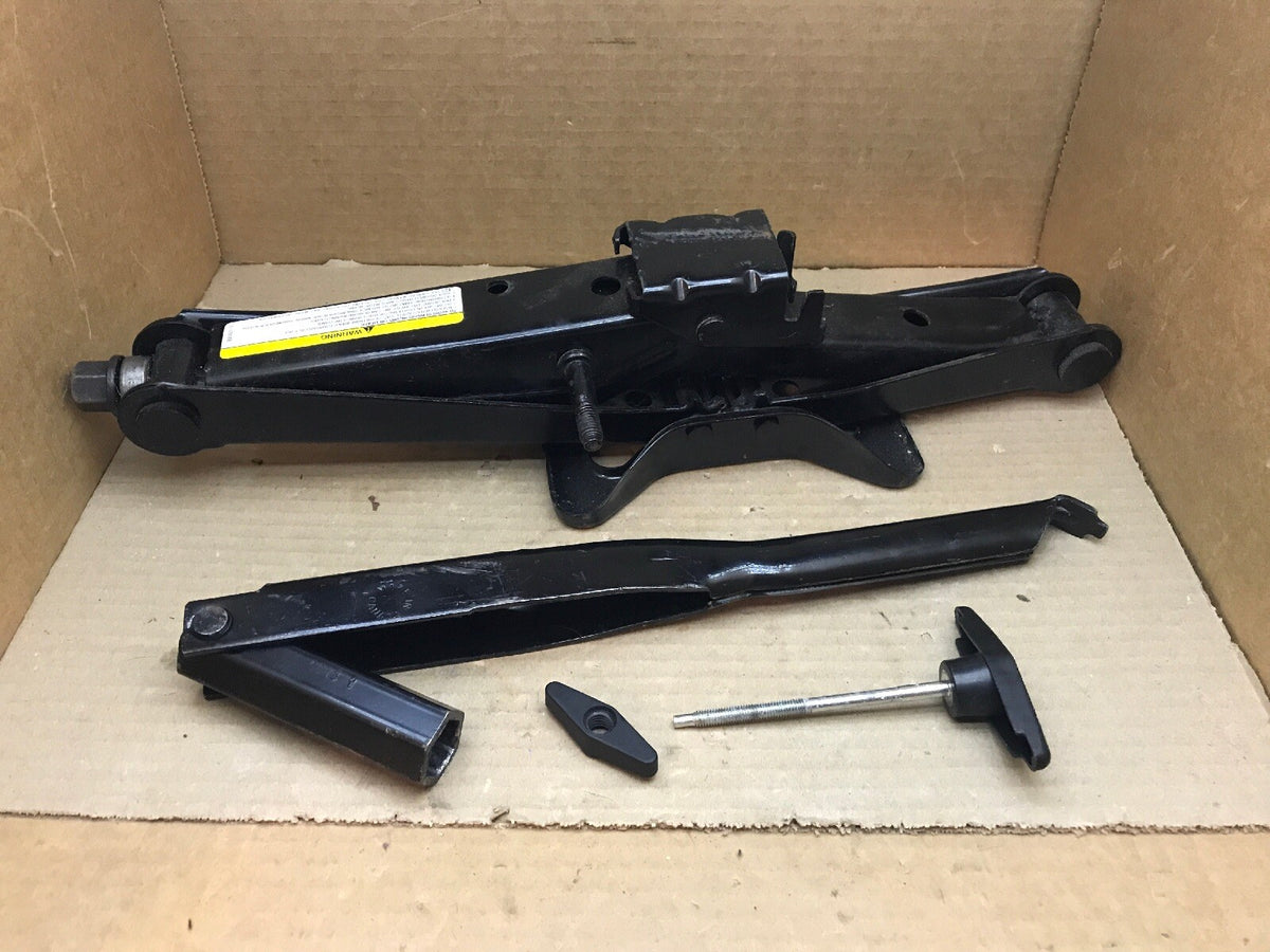 01 07 Town Country Grand Caravan  Spare Tire Jack Tool Kit Lug Wrench 04860610AB0
