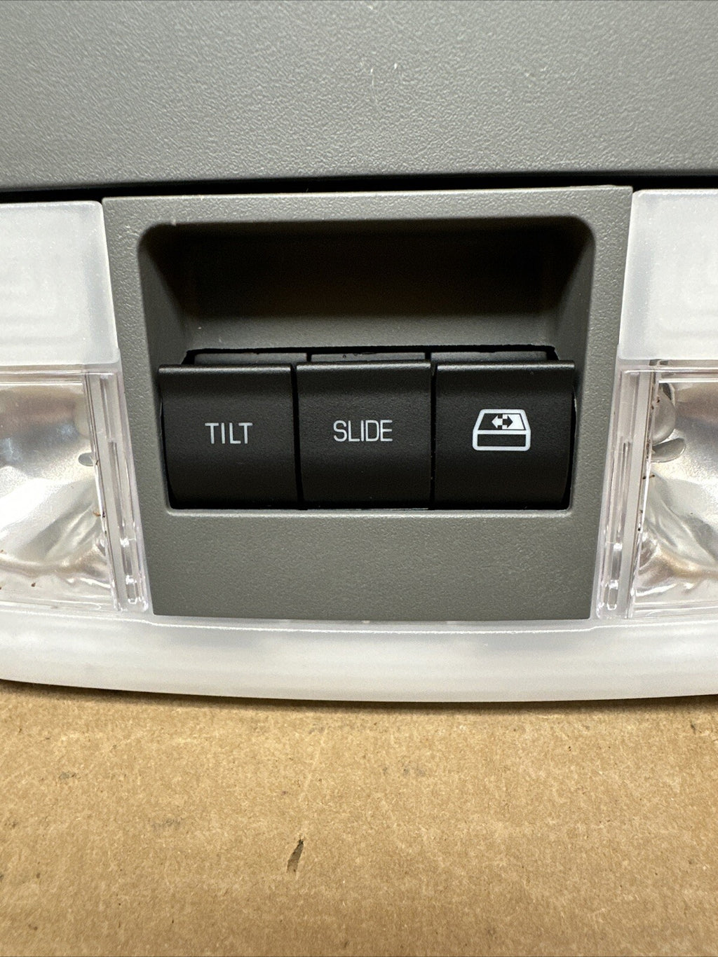 2009 2014 F150 F 150 Overhead Sun Roof Console Sunroof Back Glass Switch Gray1