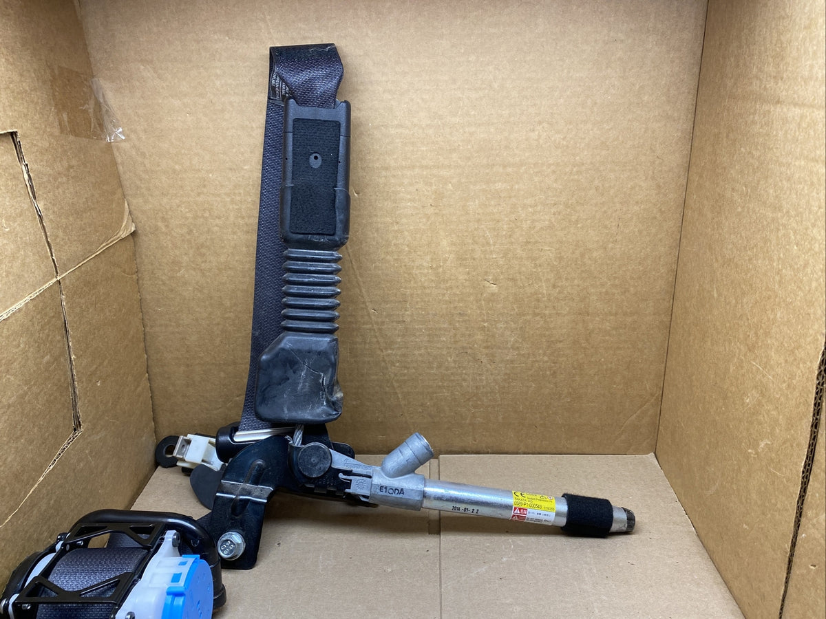 2014 2019 Kia Soul Front Left Driver Side Seat Belt Seatbelt Retractor Assembly9