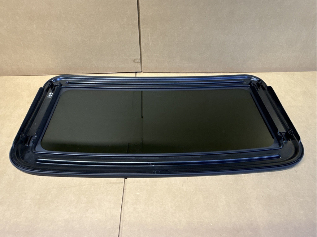 2007 2011 Dodge Nitro Sun Roof Sunroof Window OEM Glass FREE SHIPPING4
