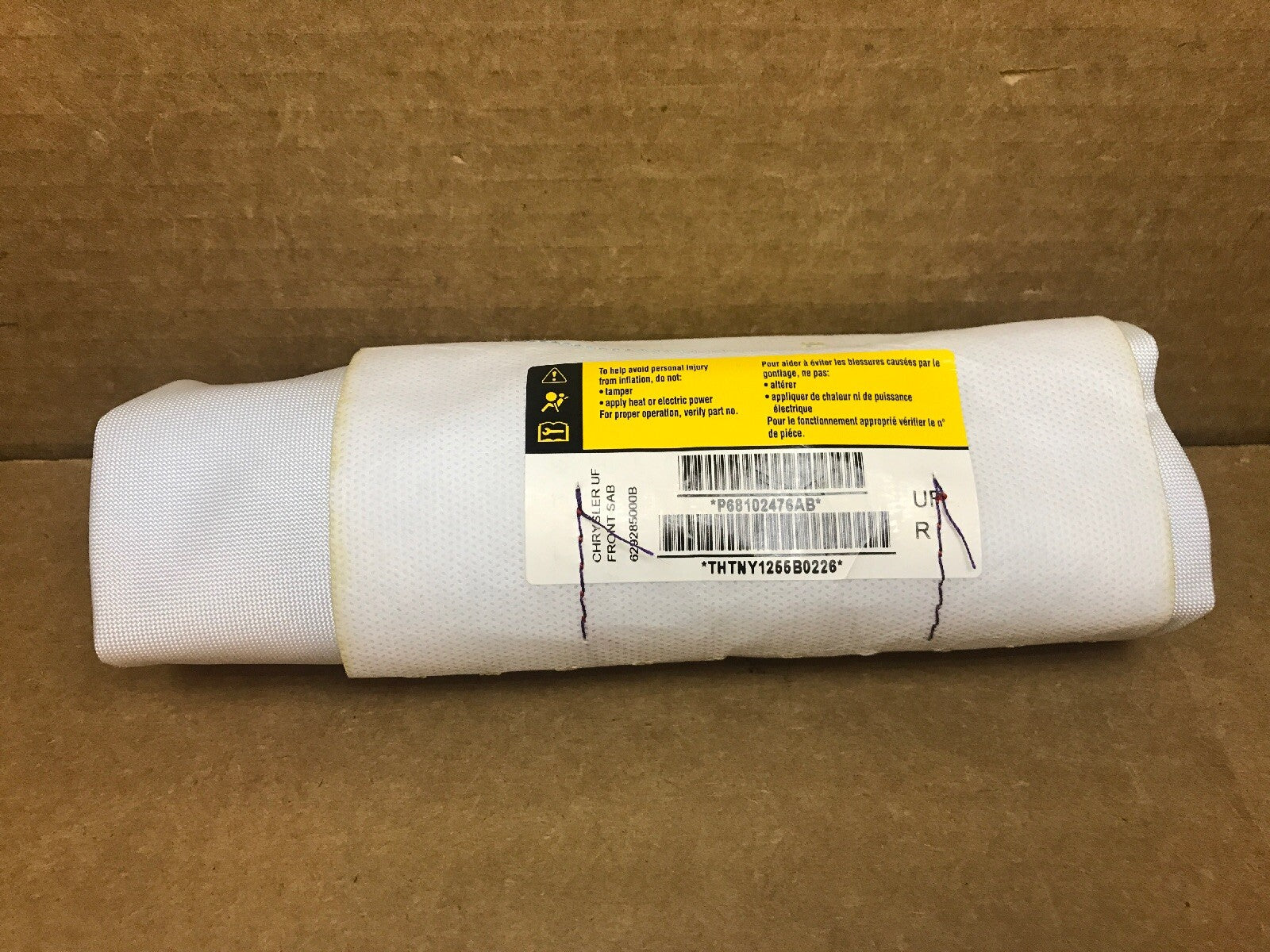 15 17 CHRYSLER 200 FRONT RIGHT SIDE PASSENGER SEAT AIRBAG AIR BAG P68102476AB0
