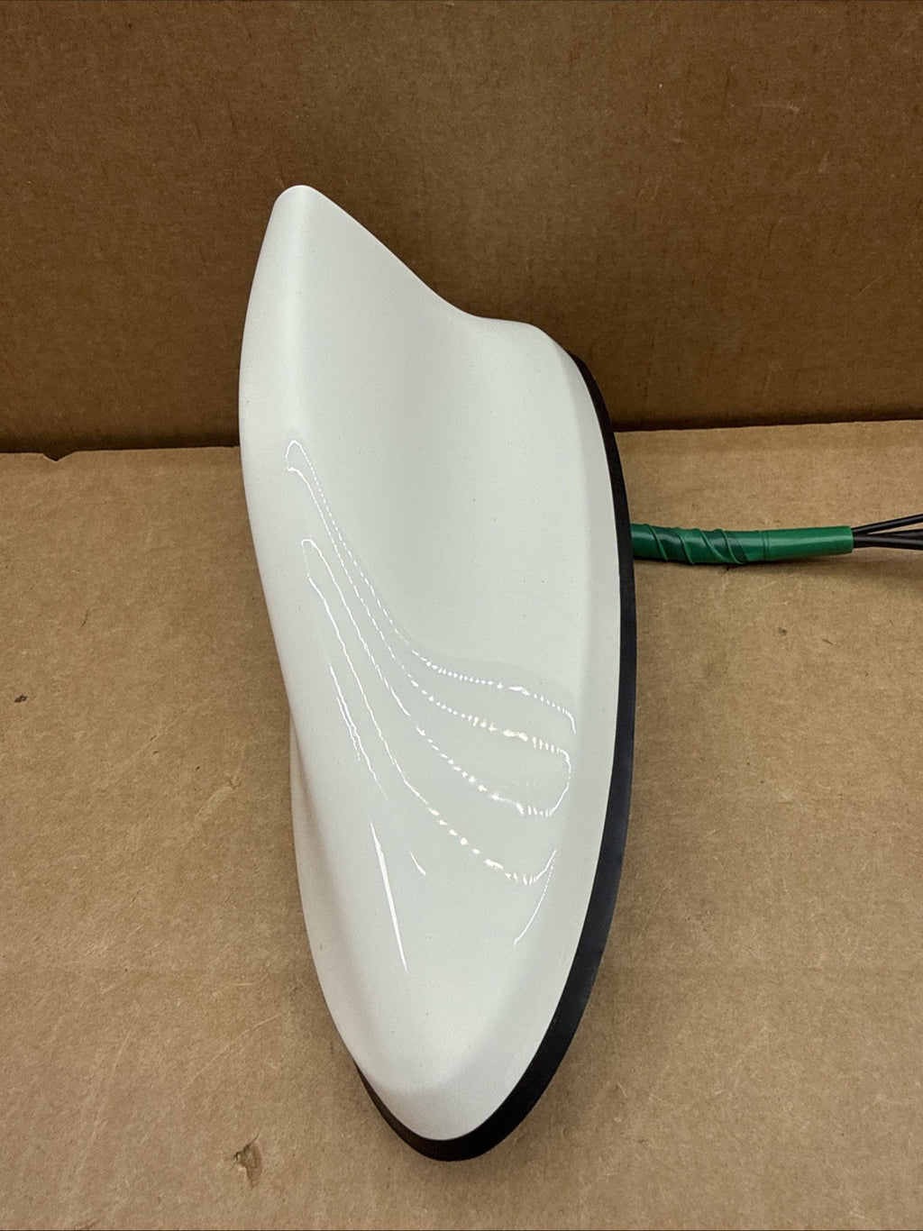 2016-2019 Nissan Rogue Murano Radio Shark Fin Antenna White 28208 6FL0A QM13