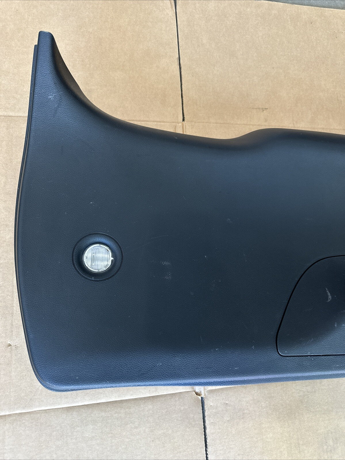 2014 2021 Jeep Grand Cherokee Tailgate Liftgate Trim Panel Cover OEM 1XW83DX9AI5