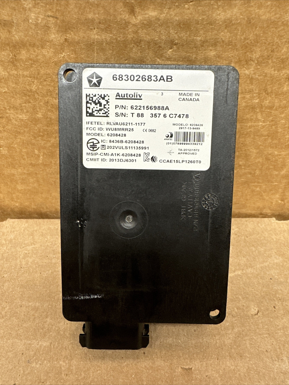 2014   2018 JEEP CHEROKEE BLIND SPOT MODULE SENSOR 68302683AB OEM0