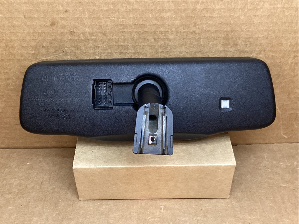 09 14 GM Center Rear View Rearview Mirror Backup Back Up Camera Screen 257943814