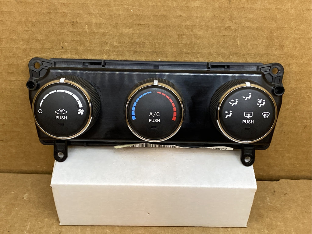 11 17 Compass Caliber Temperature Temp Climate Control Dials P55111278AC0
