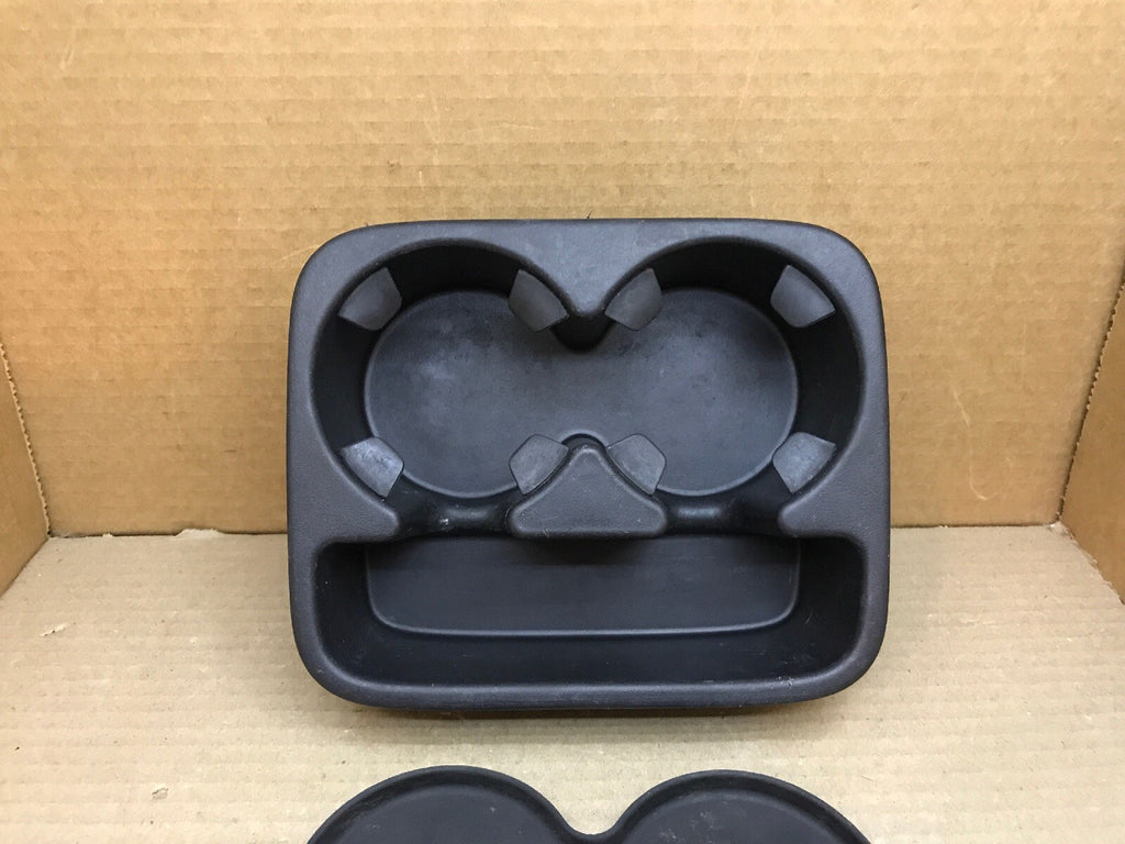 00 02 SILVERADO YUKON FRONT CENTER CONSOLE CUPHOLDER CUP HOLDER INSERT TRAY2