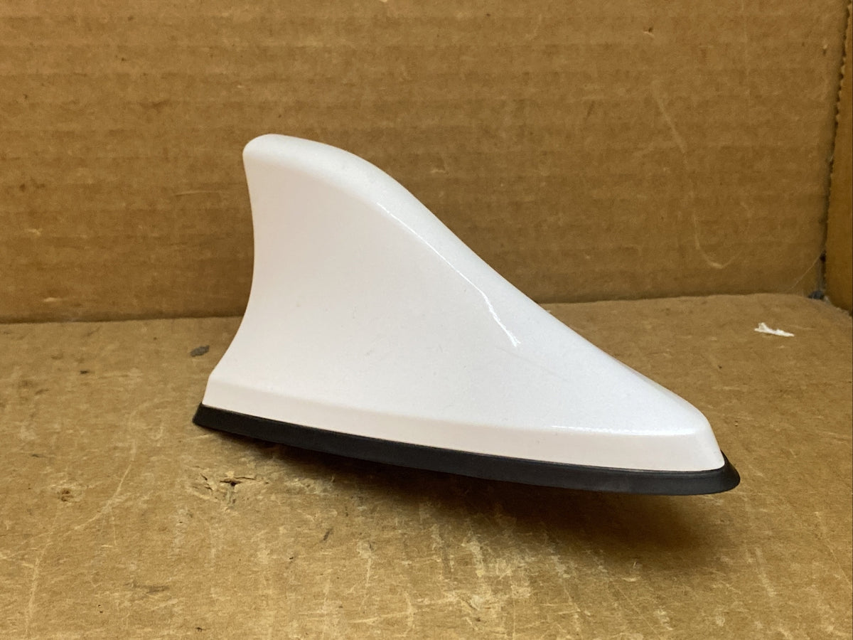 2014 2016 Kia Forte Shark Fin Antenna Assembly Shimmering White 96210 A7100SWP3