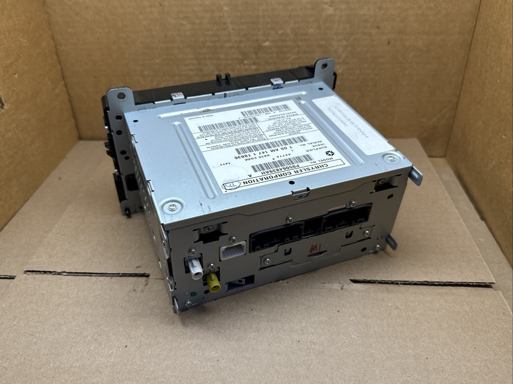2011 2013 Jeep Grand Cherokee Radio RHB P05064839AH 05064839AH7