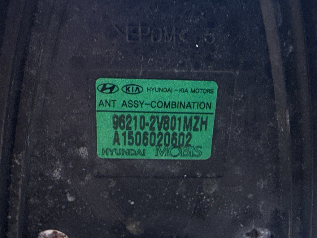 2012 2017 Hyundai Veloster Shark Fin Radio Roof Antenna 96210 2V801MZH BLACK11