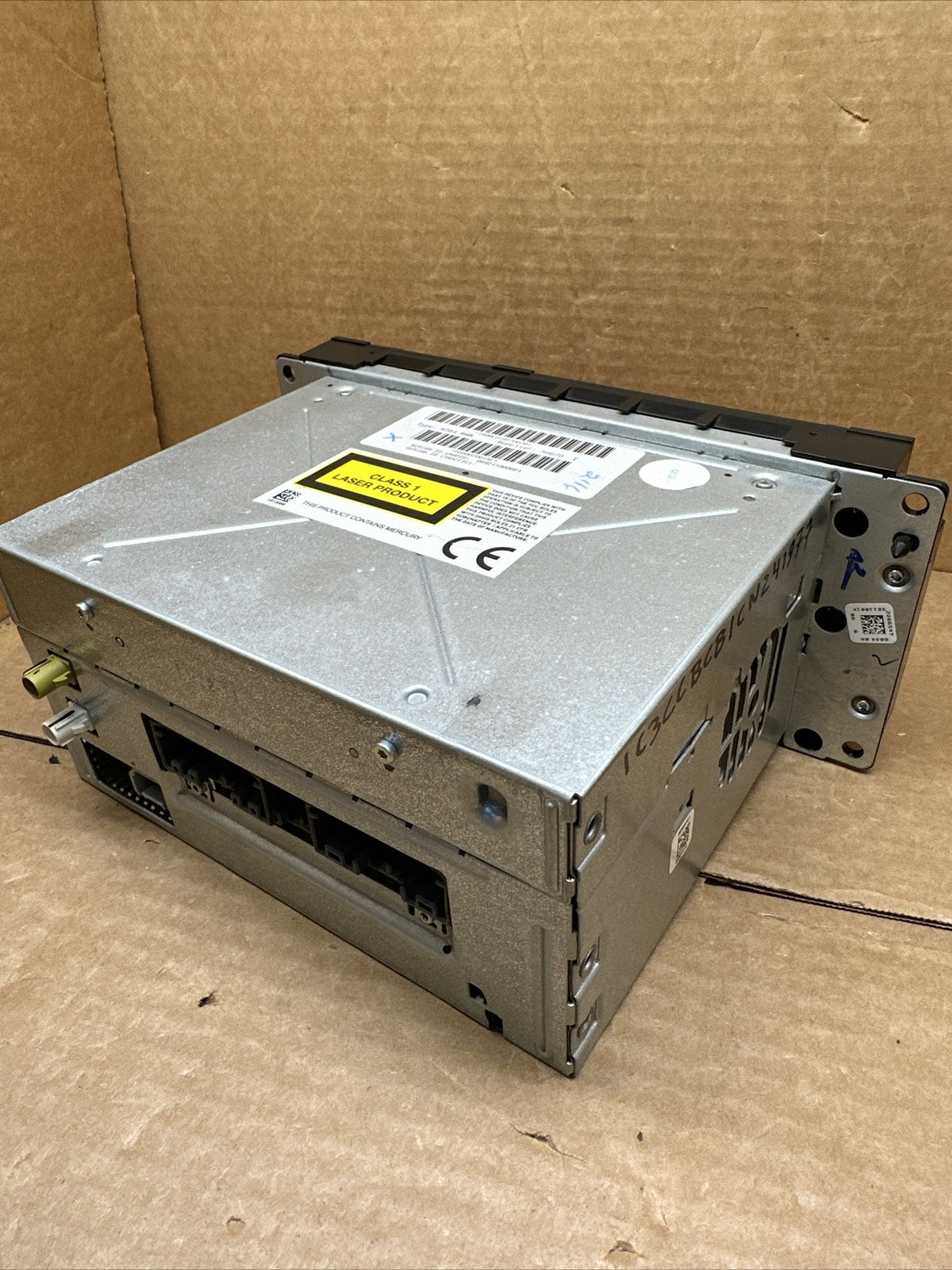 Jeep Dodge Chrysler Touchscreen Radio RHR P68092001AE 68092001AE8