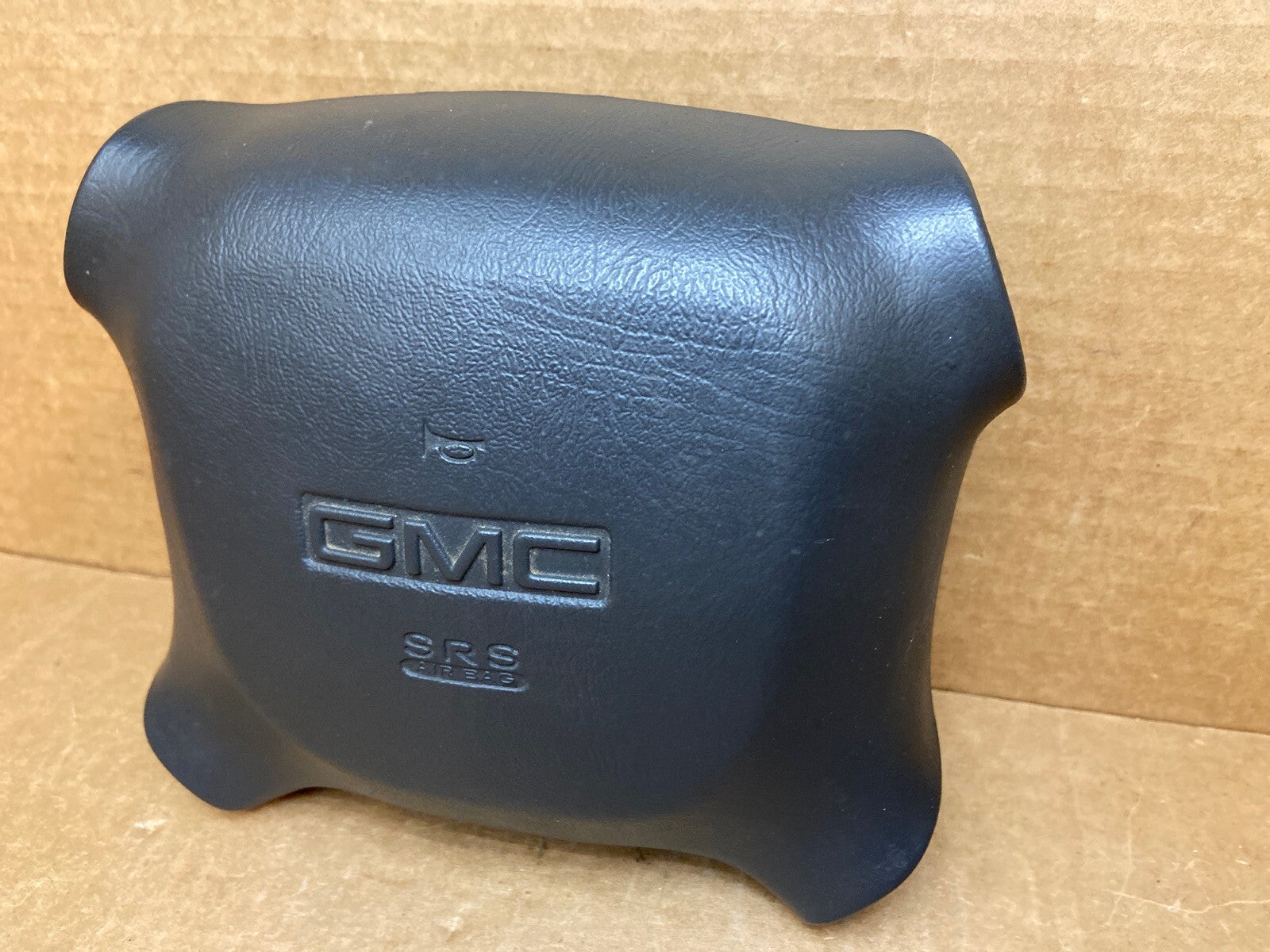 98 99 YUKON GMC PICKUP 1500 2500 DRIVER STEERING WHEEL AIR BAG AIRBAG 167611643
