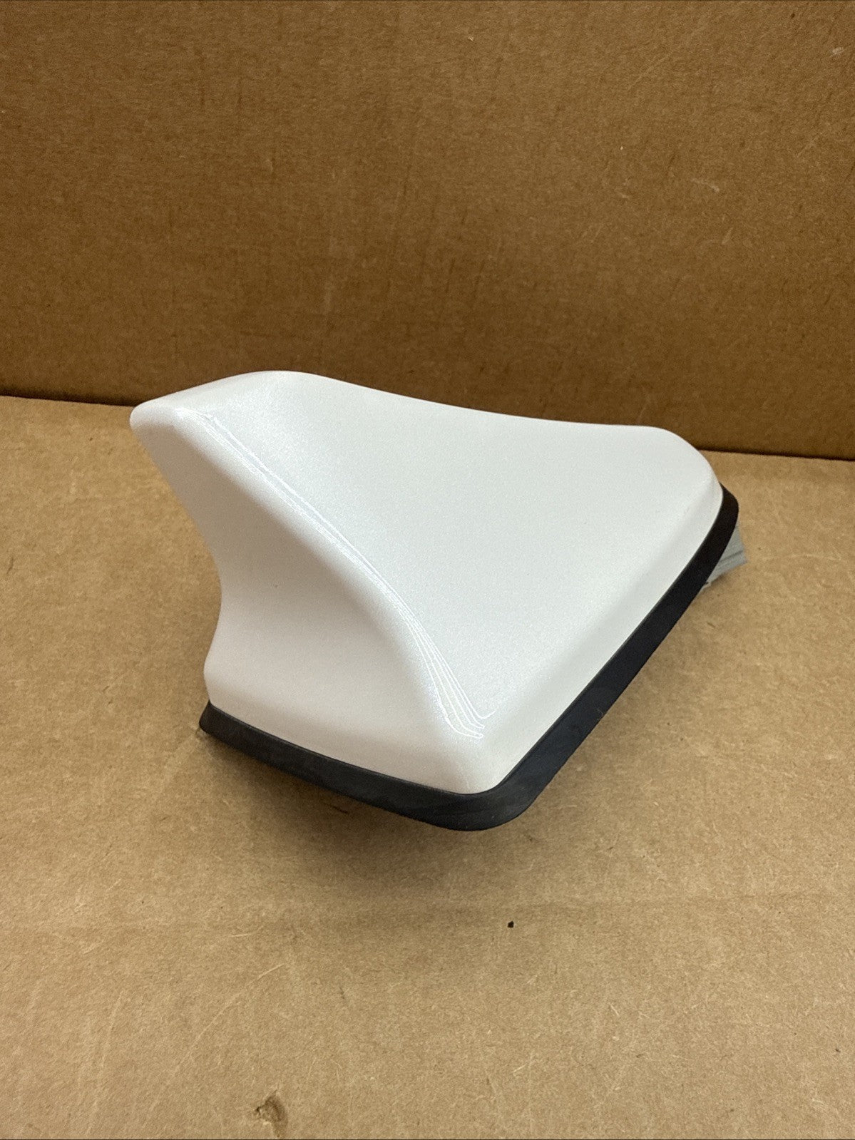 2019-2020 Hyundai Elantra Radio Shark Fin Antenna OEM White 96210-F3500WW85