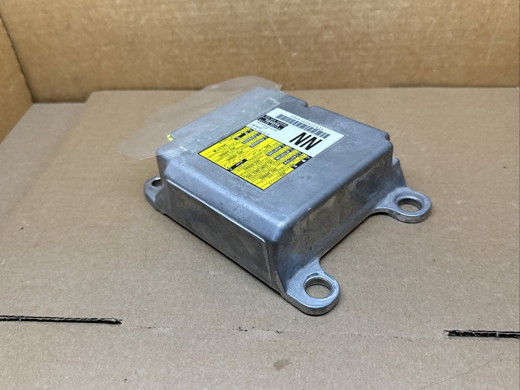 2017 Toyota Sienna Air Bag Airbag Control Module Computer 89170 081604