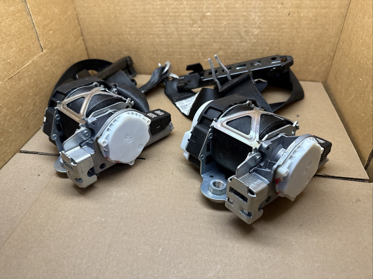 2011 2018 VOLKSWAGEN JETTA FRONT SEAT BELTS RETRACTORS PAIRS SET7