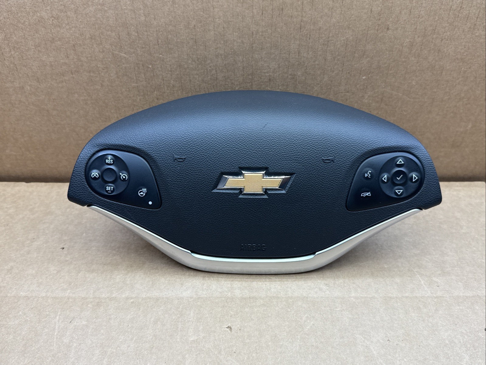 17-20 Chevy Impala Front Left Driver Side Steering Wheel Air Bag Airbag 844009390
