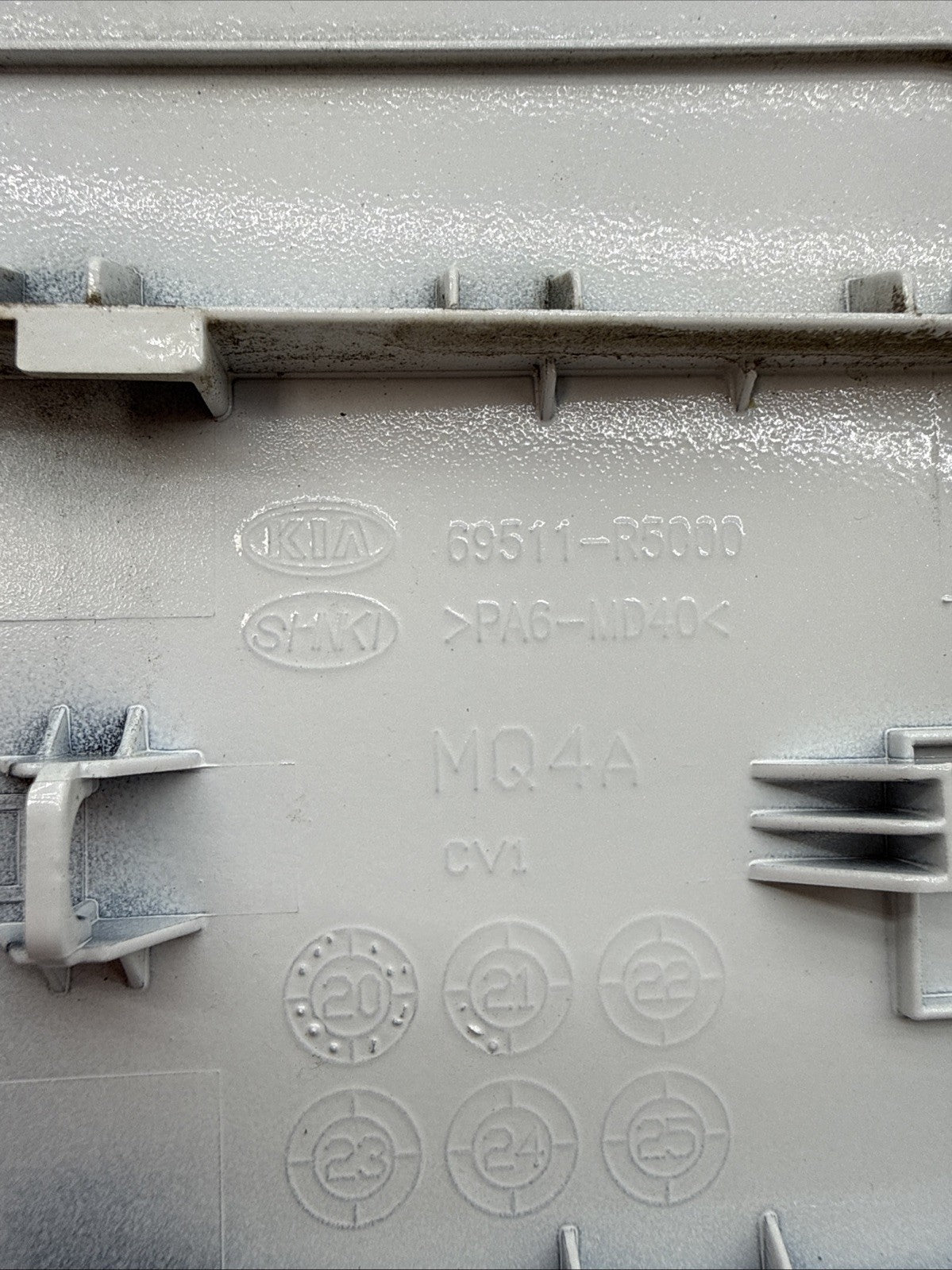2021 2025 Kia Sorento Fuel Gas Tank Filler Door Lid Cover OEM White GWP7