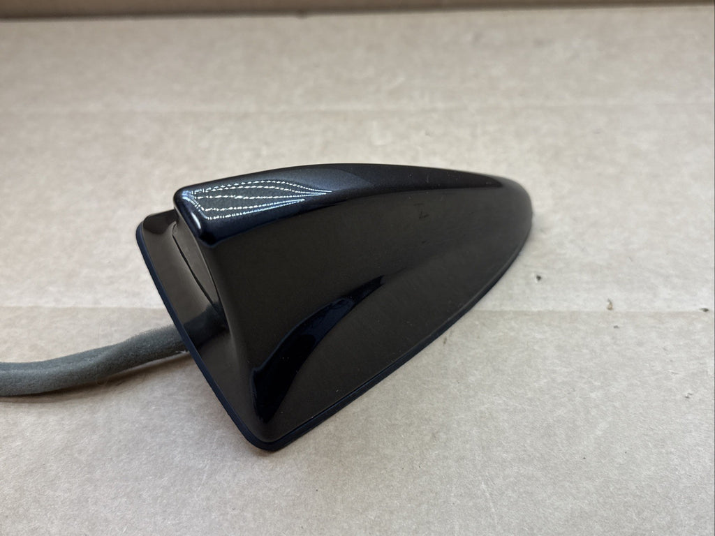 2016-2018 Kia Sorento Roof Radio Shark Fin Antenna Black OEM 96210-C61006