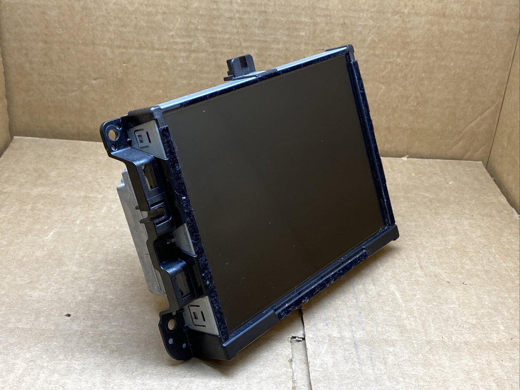 Jeep Cherokee RAM GPS Navigation VP3 Radio 8.4 Display Screen OEM 68238621AE1