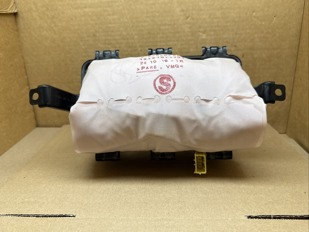 2015 2020 Toyota Sienna Front Right Passenger Side Dash Air Bag Airbag1