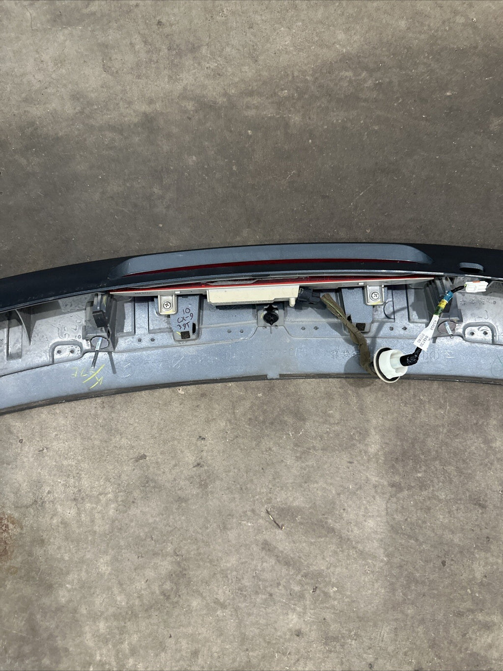 2007 2015 MAZDA CX 9 CX9 REAR LIFT GATE SPOILER 3RD THIRD BRAKE GRAY 39T5