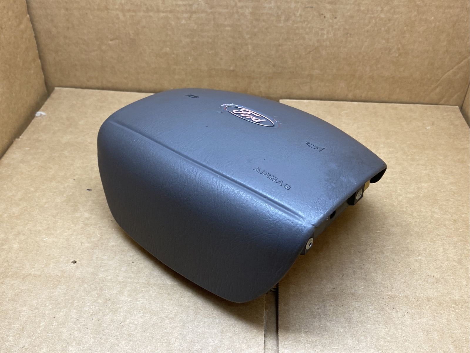 1999 2004 Ford F150 F250 Expedition LH Driver Steering Wheel Airbag Air Bag OEM 7