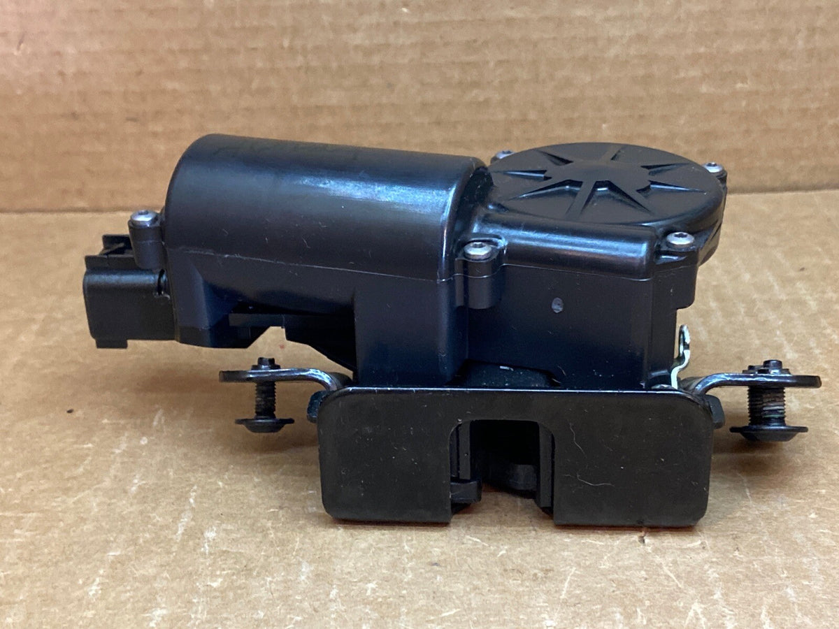 07 17 Chevrolet Cadillac GMC Power Liftgate Lift Gate Actuator Latch 135034673