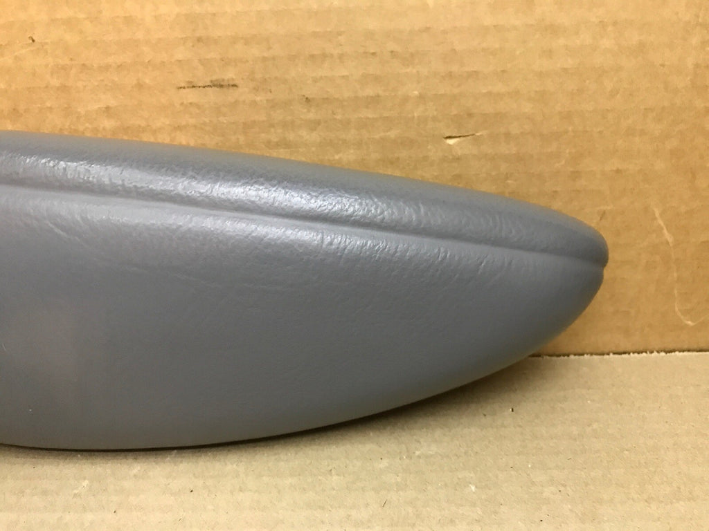 01 07 Grand Caravan Town Country Front Driver Seat Arm Rest Armrest Grey D53