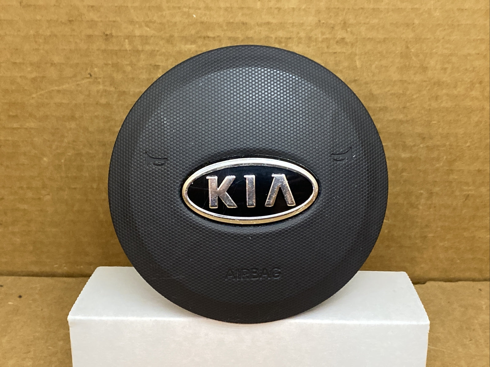 2010 2013 Kia Soul Front Left Driver Side Steering Wheel Air Bag Airbag Black1