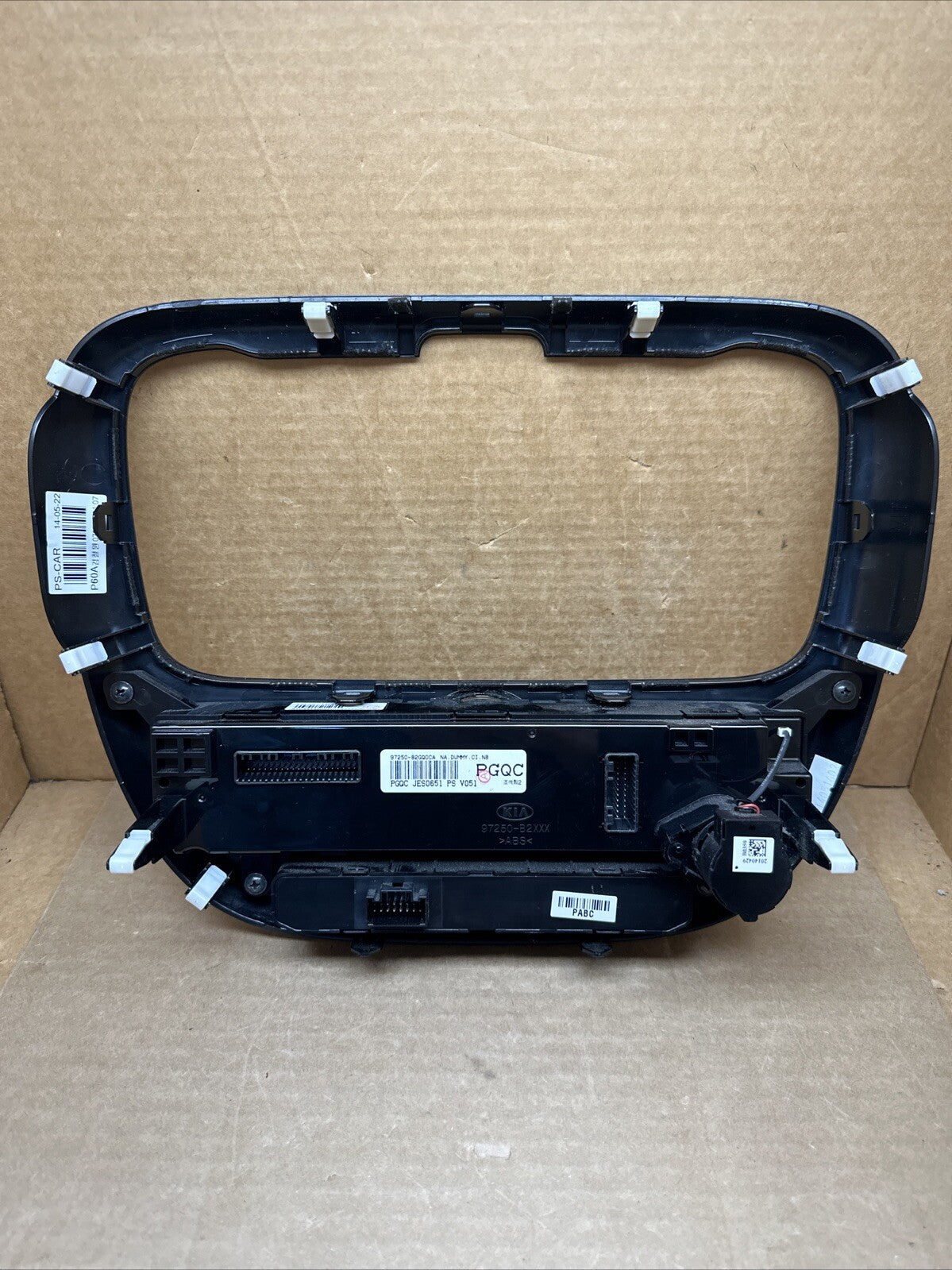 2014 2016 Kia Soul AC Heat Temperature Control Bezel Trim OEM 97250 B2GQ0CA5