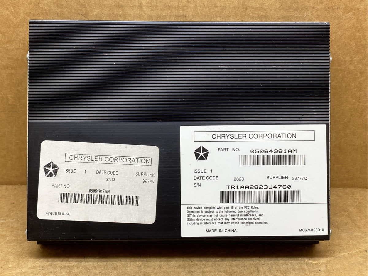 2013 2014 Dodge Charger Chrysler 300 Journey Audio Amplifier 05064981AM OEM0