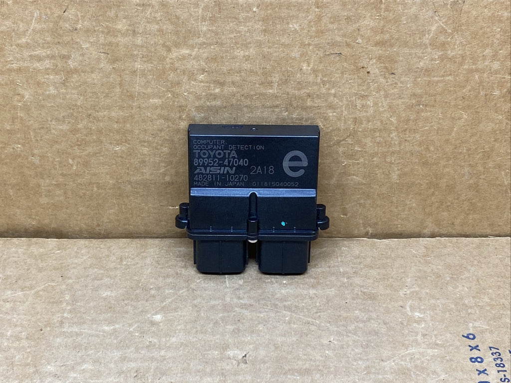 Prius 4Runner tC Front Passenger Seat Occupant Detection Module 89952 470402