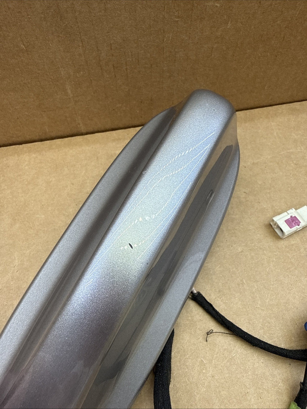 2014-2015 Jeep Grand Cherokee Roof Mounted Radio Antenna P1YG06JSCAF Silver PSC3