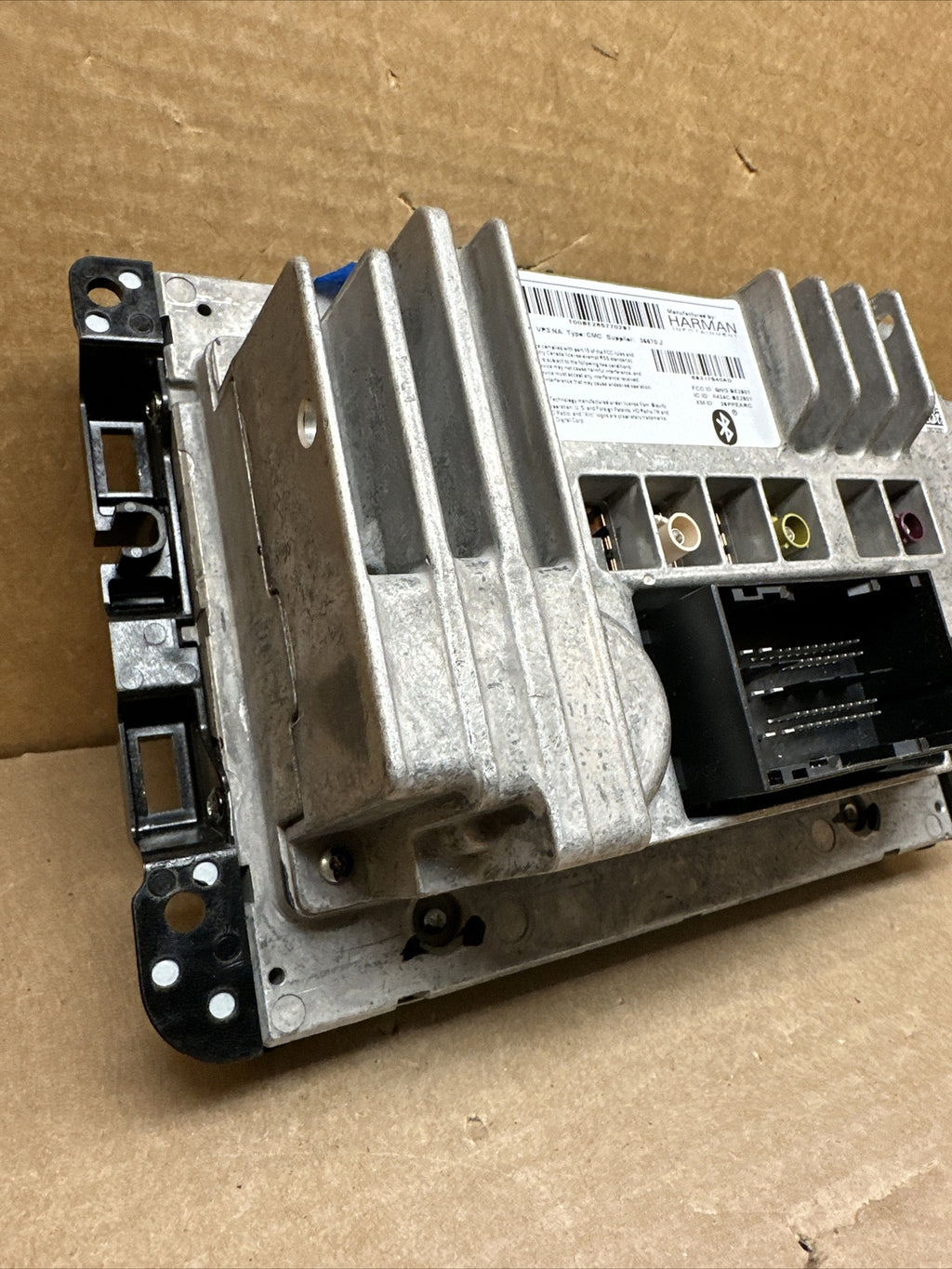 Jeep Cherokee RAM GPS Navigation VP4 RA4 Radio 8.4 Display Screen OEM 68312540AD6