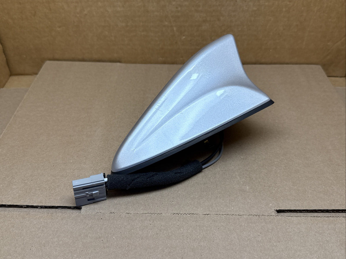 2016 2018 Hyundai Santa Fe Sport Antenna Spark Silver KCS 96210 4Z050KCS0