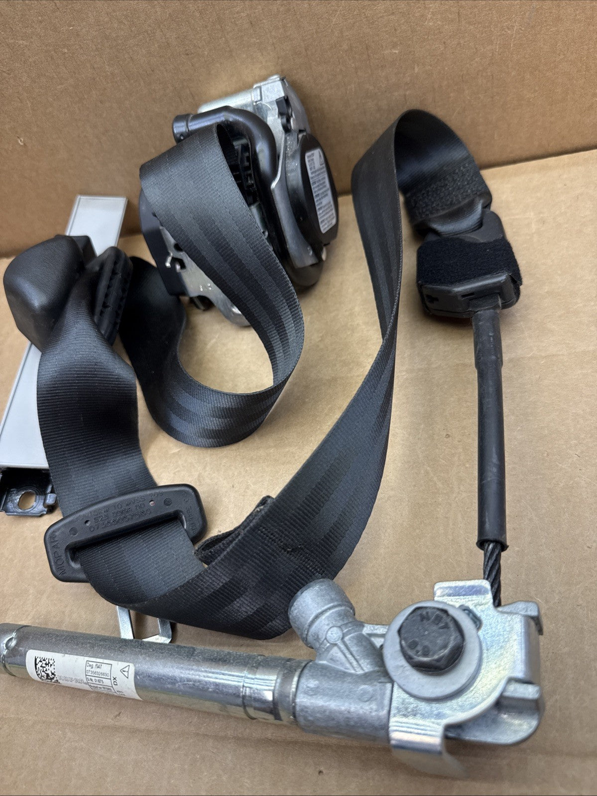2015-2022 Promaster City Front Right Passenger Side Seat Belt Seatbelt Retractor1