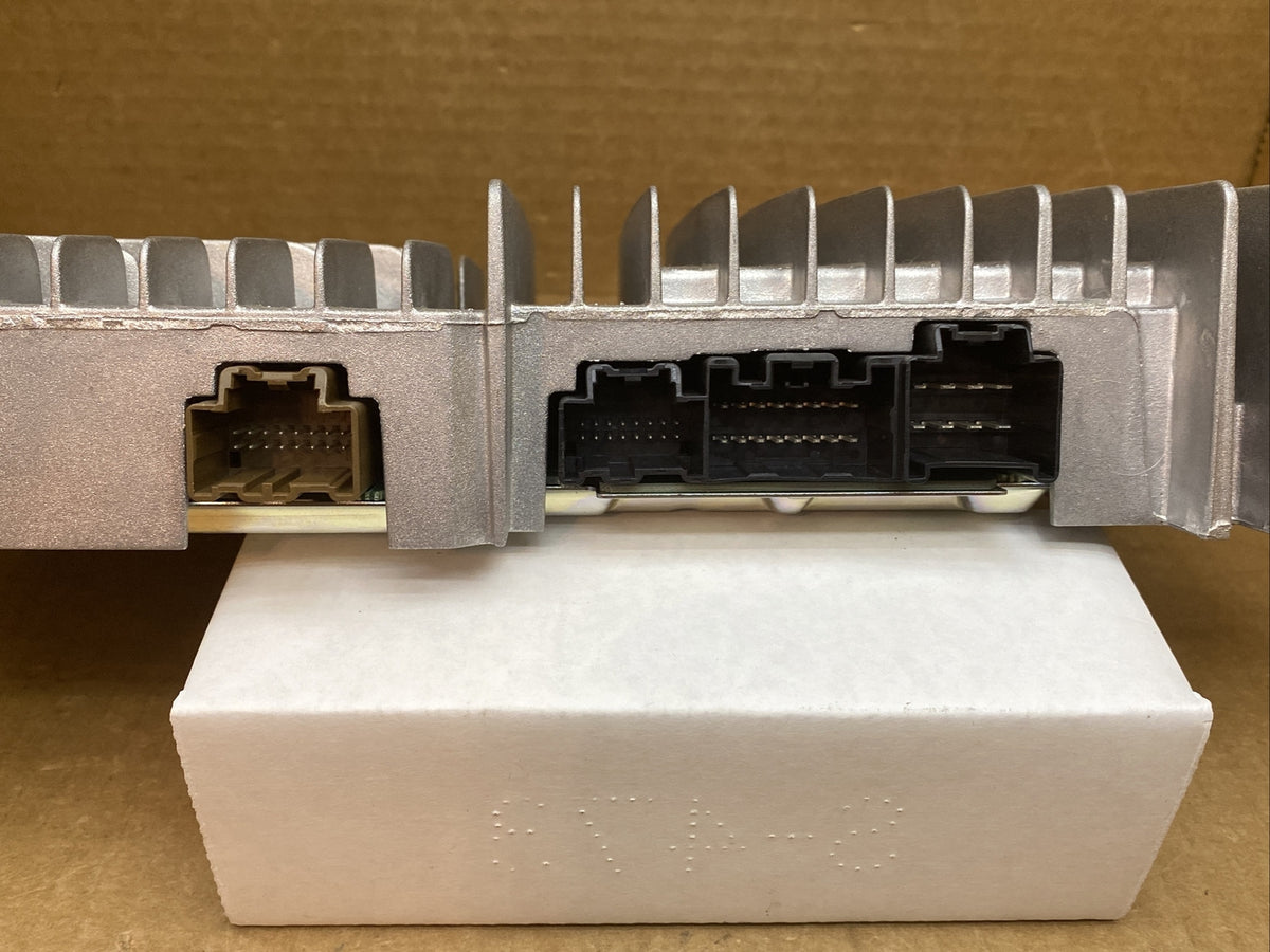 2007 2012 Mazda CX 9 CX9 Bose Radio Amp Amplifier TD77 66 9202