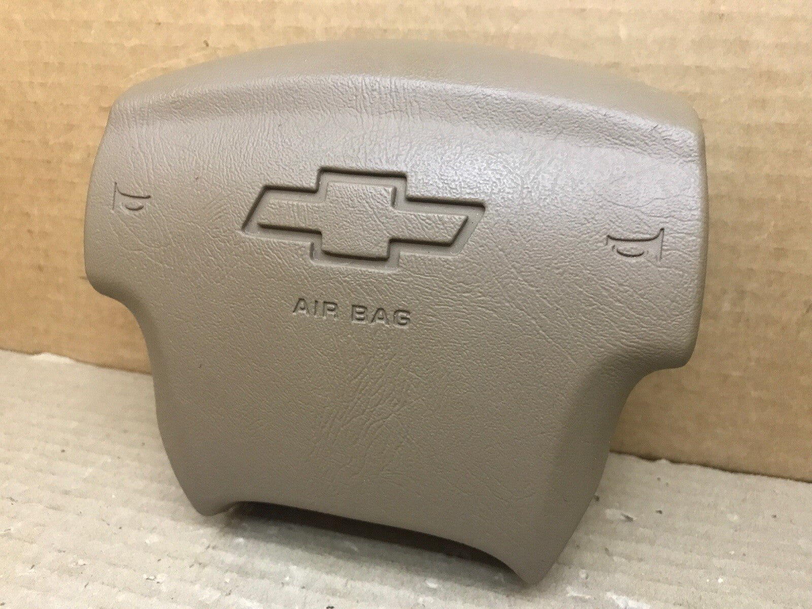 2002 2003 Chevy Trailblazer Left Driver Side Steering Wheel Airbag Air Bag Tan4