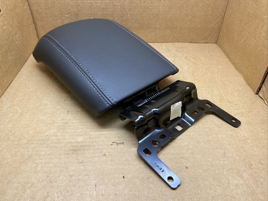 13 16 Ford Escape C Max Black Leather Arm Rest Armrest Center Console Lid OEM4