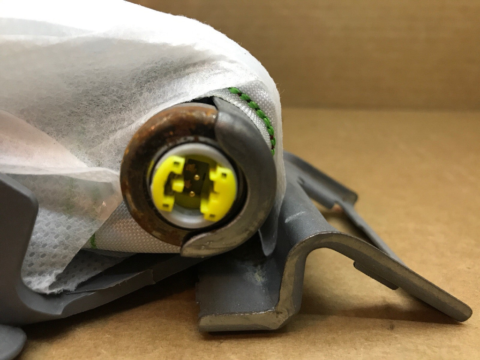 2007 2011 TOYOTA CAMRY FRONT LEFT SIDE DRIVER KNEE LOWER AIRBAG AIR BAG GRAY7