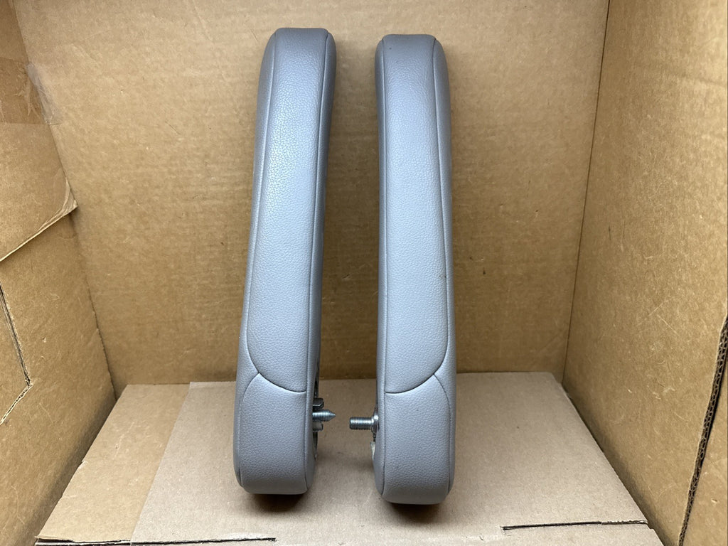 2011 2017 Odyssey Front Driver Passenger Seat Armrest Set Pair Light Grey7
