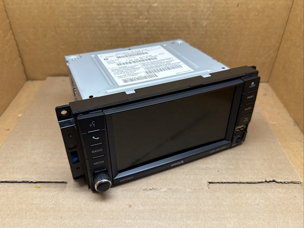 Jeep Dodge Chrysler Touchscreen Radio RHB P68368206AA 68368206AA6
