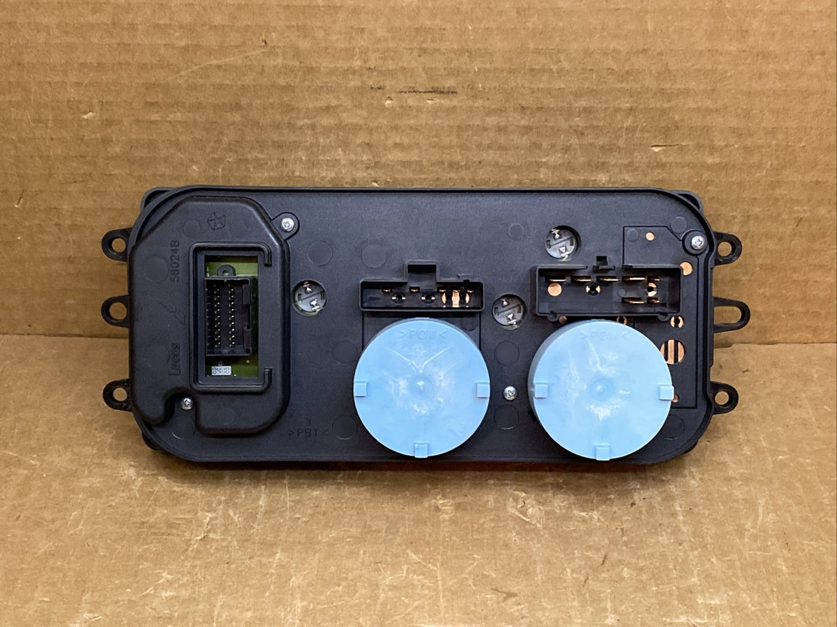 2004 2009 Dodge Durango Digital Climate Temp Temperature Control P55056169AC3