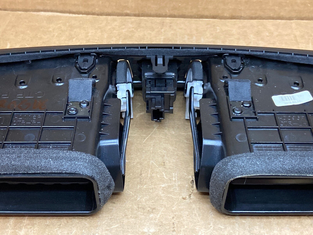 2017 2024 NISSAN ROGUE FRONT CENTER DASH AC HEAT AIR VENT BEZEL HAZARD SWITCH7