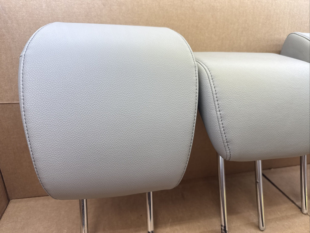 2016-2022 HONDA HR-V REAR 2ND ROW HEADREST SET LEFT RIGHT GRAY LEATHER OEM1
