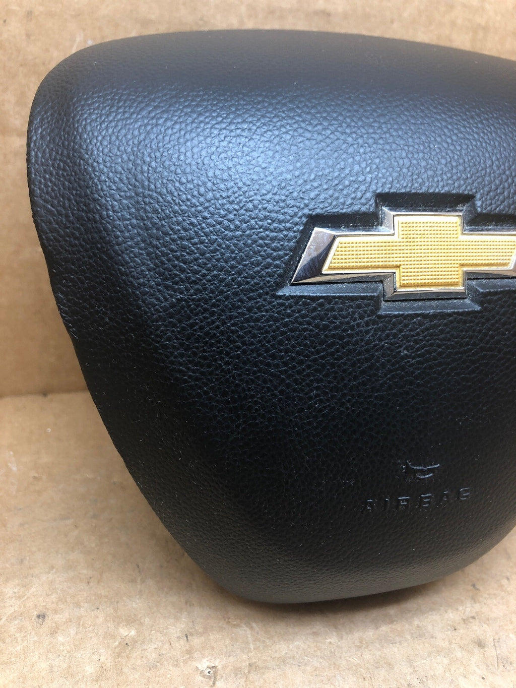 2016 2017 2018 2019 CHEVY SPARK DRIVER WHEEL AND DRIVER KNEE AIRBAG BLACK OEM2