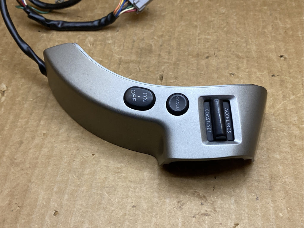 2008 2015 Nissan Rogue Steering Wheel Audio Cruise Control Switch Buttons OEM2